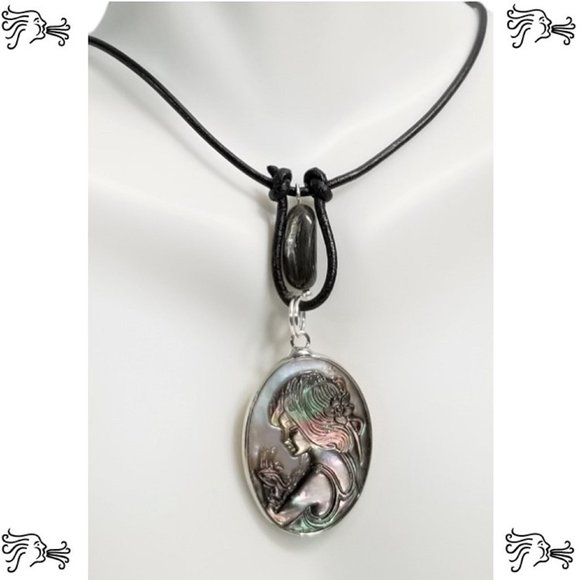 Carved Abalone Cameo Choker Necklace & Earrings Brown Hand knotted Leather - Picture 2 of 5